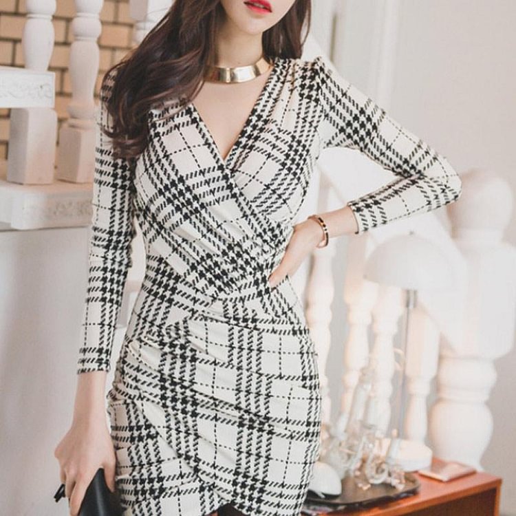V-Neck Fashion Short Plaid Dress - Modakawa Modakawa