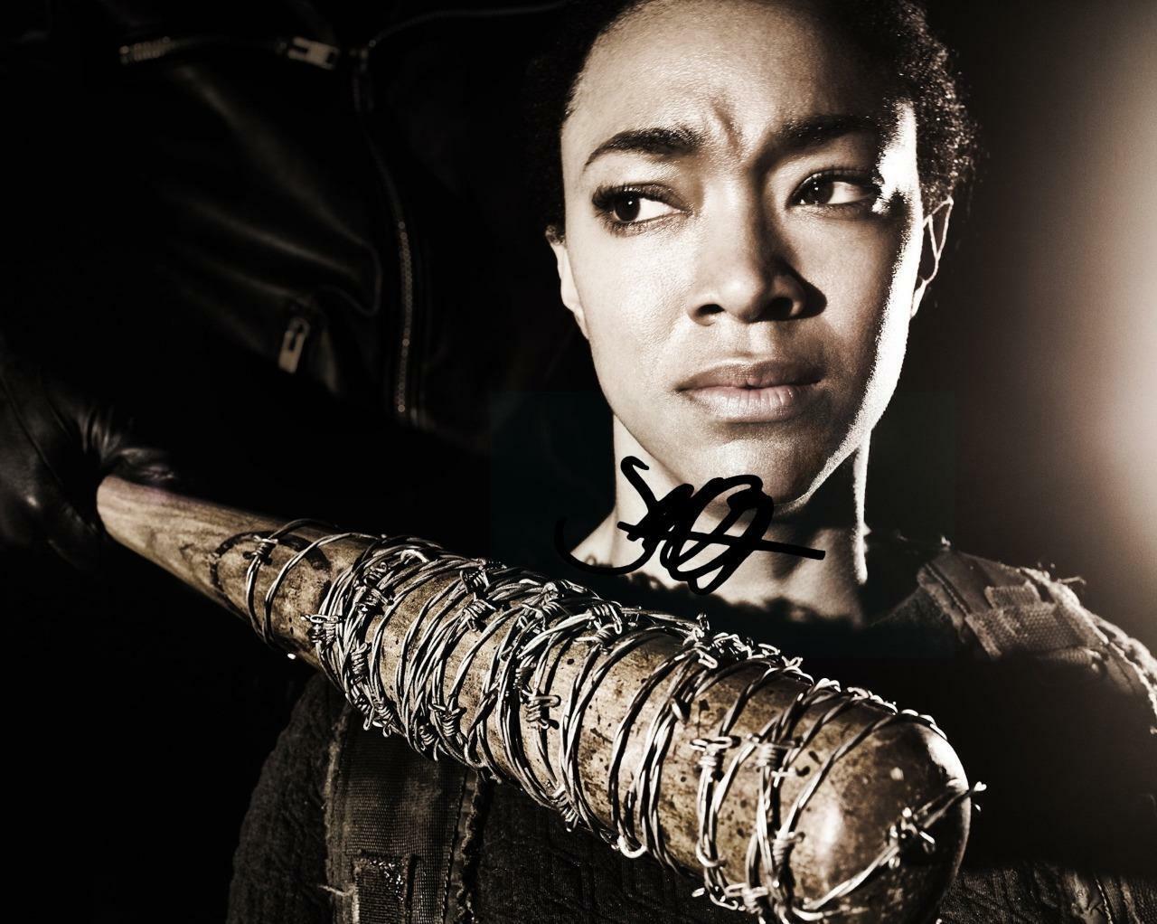 SONEQUA MARTIN The Walking Dead S7 SIGNED AUTOGRAPHED 10 X 8