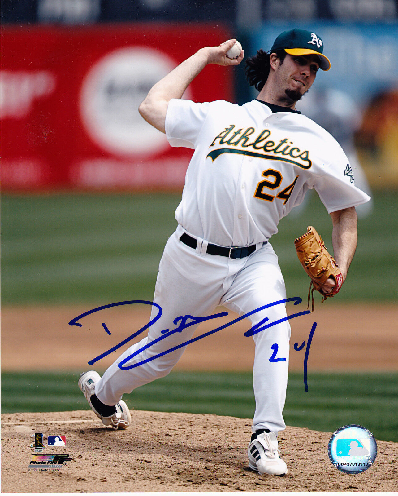 DAN HAREN OAKLAND A'S ACTION SIGNED 8x10