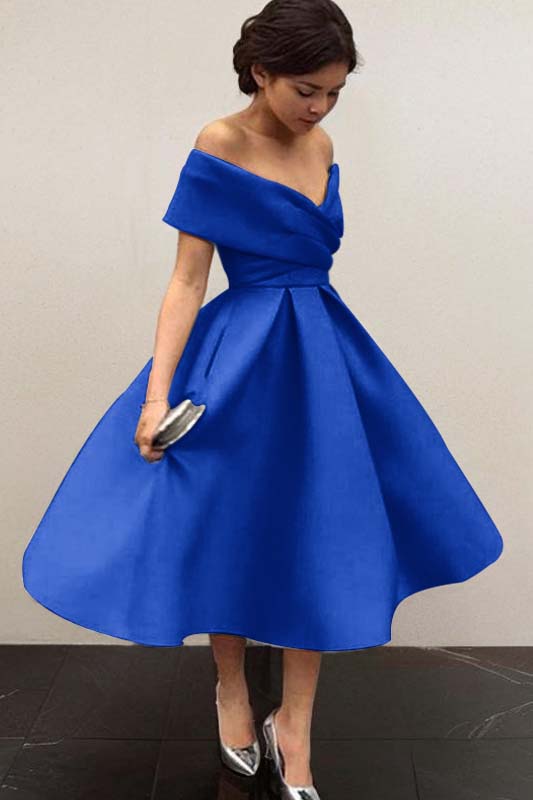 Exquisite Satin Strapless Off the Shoulder V Neck Pleated Short Homecoming Dress
