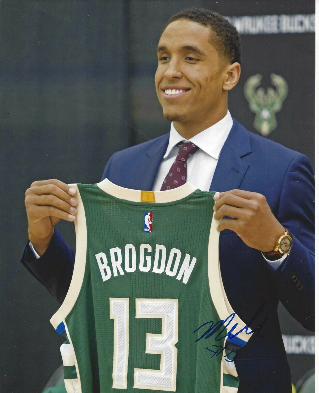 Malcolm Brogdon autographed 8x10 Milwaukee Bucks#S380