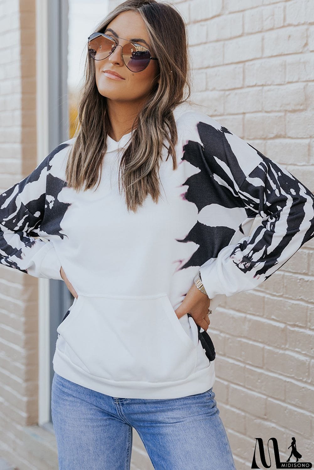 MidiSono - Contrast Dropped Shoulder Hoodie with Pocket