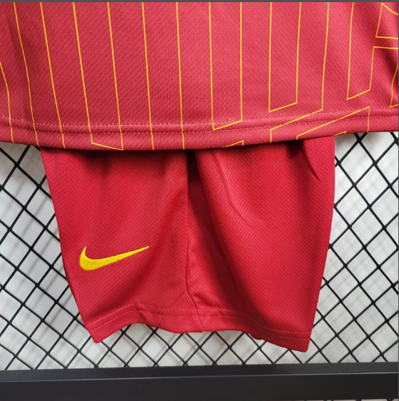 24/25 Liverpool Home Kids Kit Football Jersey Thai Quality