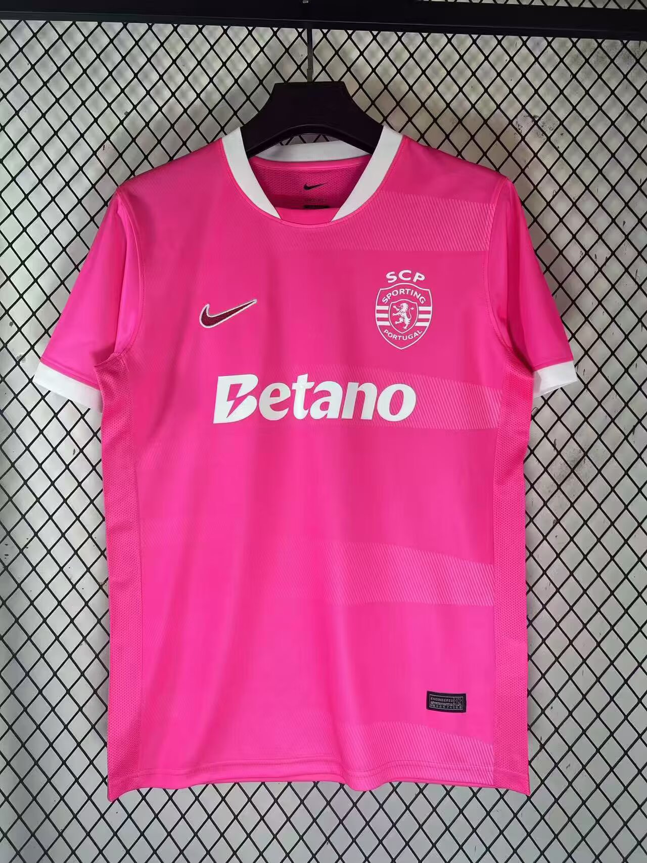 26/27 Lisbon Pink Football Shirt 1:1 Thai Quality