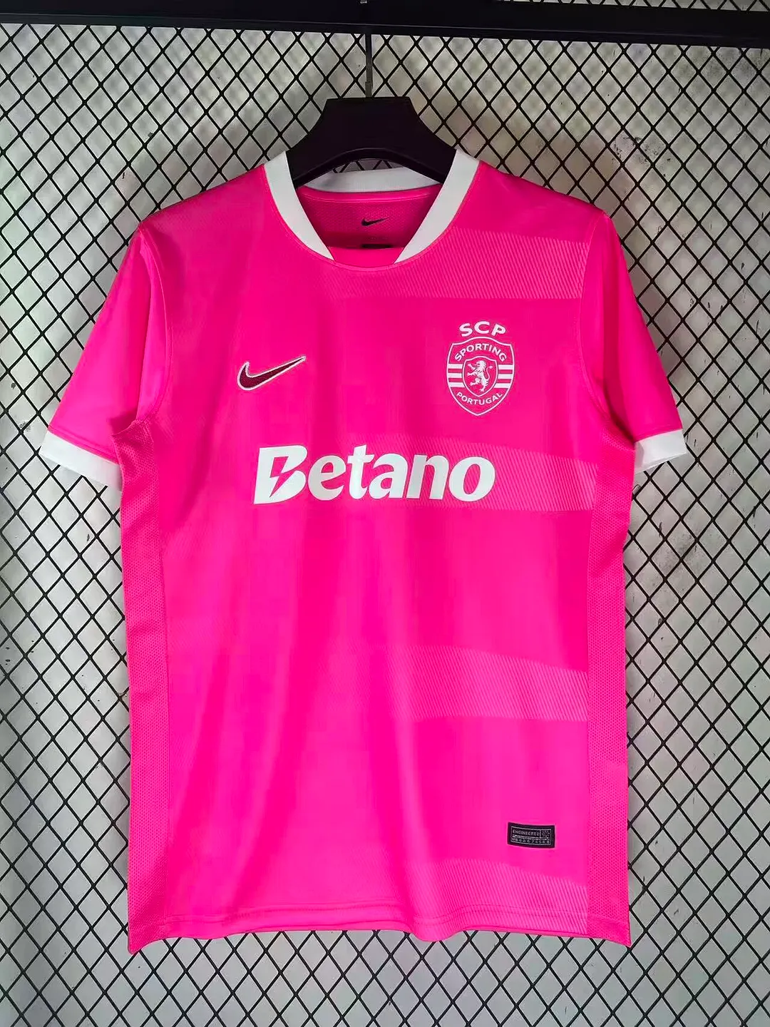26/27 Lisbon Pink Football Shirt 1:1 Thai Quality
