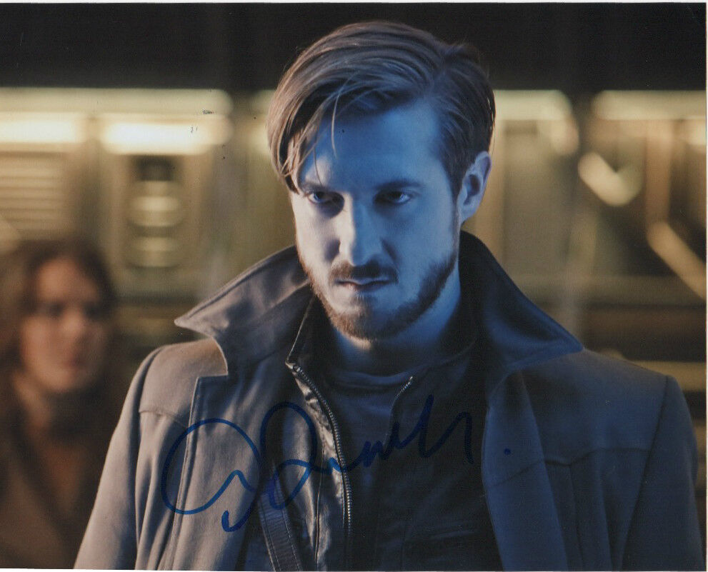 Arthur Darvill Legends of Tomorrow Autographed Signed 8x10 Photo Poster painting COA