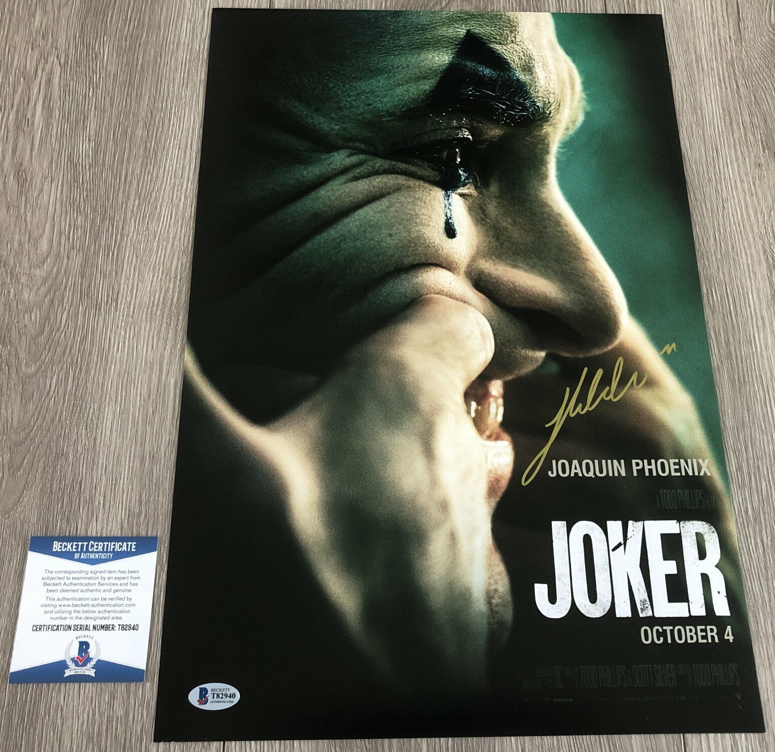 Hildur Guenadóttir SIGNED JOKER 12x18 Photo Poster painting GUONADOTTIR w/PROOF BAS BECKETT COA