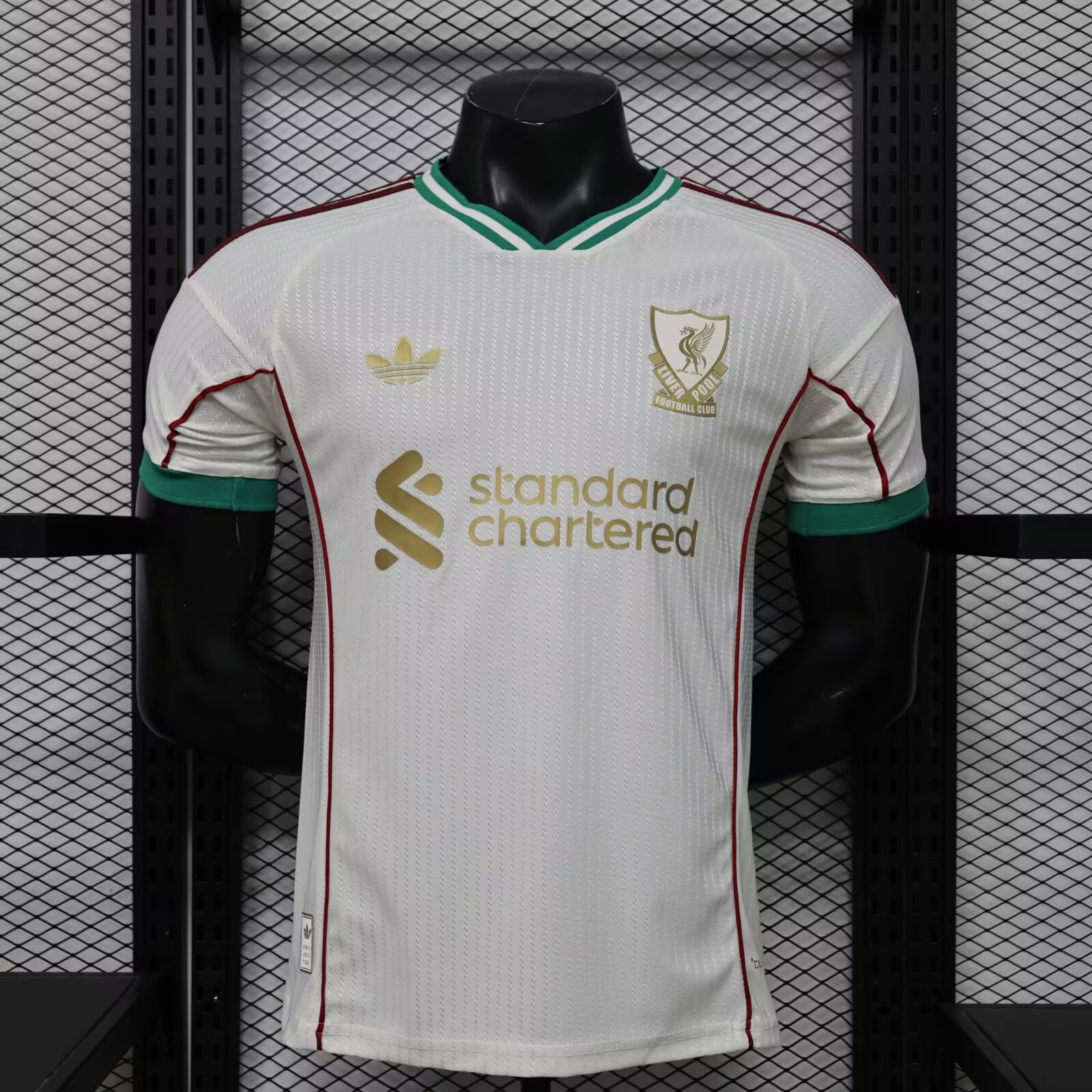 2026/2027 Player Version Liverpool Leisure Retro Football Shirt 1:1 Thai Quality（The player version jersey is a bit tight, please pay attention to the size selection）