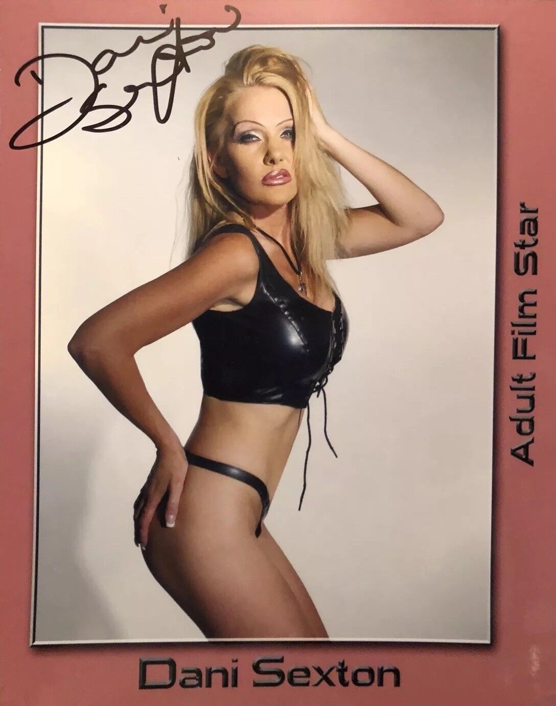 Dani Sexton ADULT STAR SIGNED 8X10 Photo Poster painting AUTOGRAPH Sexy Side Boob Booty