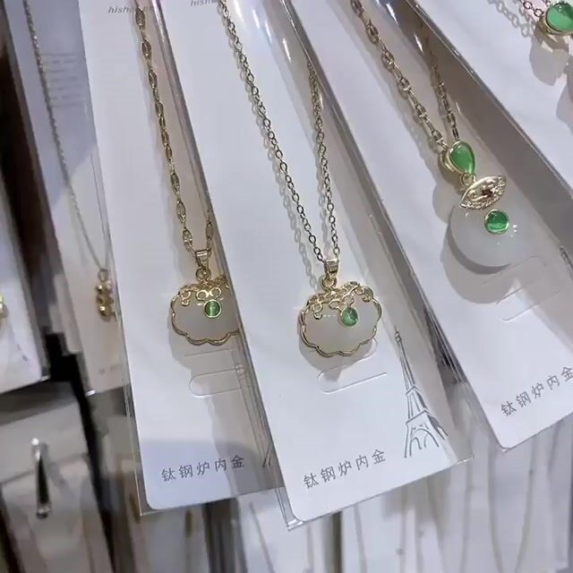 Chinese Peace Buckle Gold-Plated Necklace