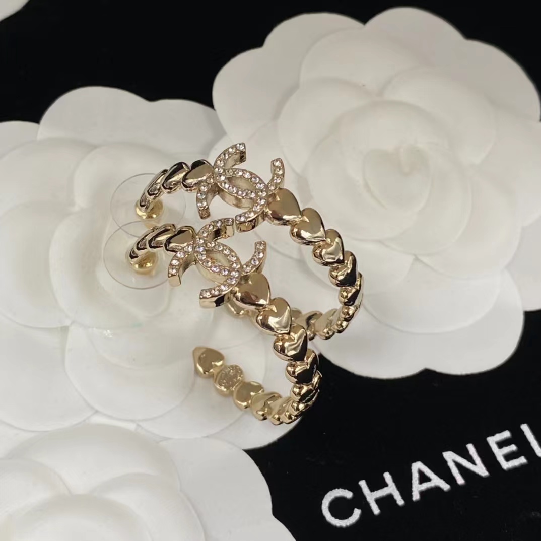 Buy replica Chanel C Shape Earrings and replica jewelry from PICKS Jewelry