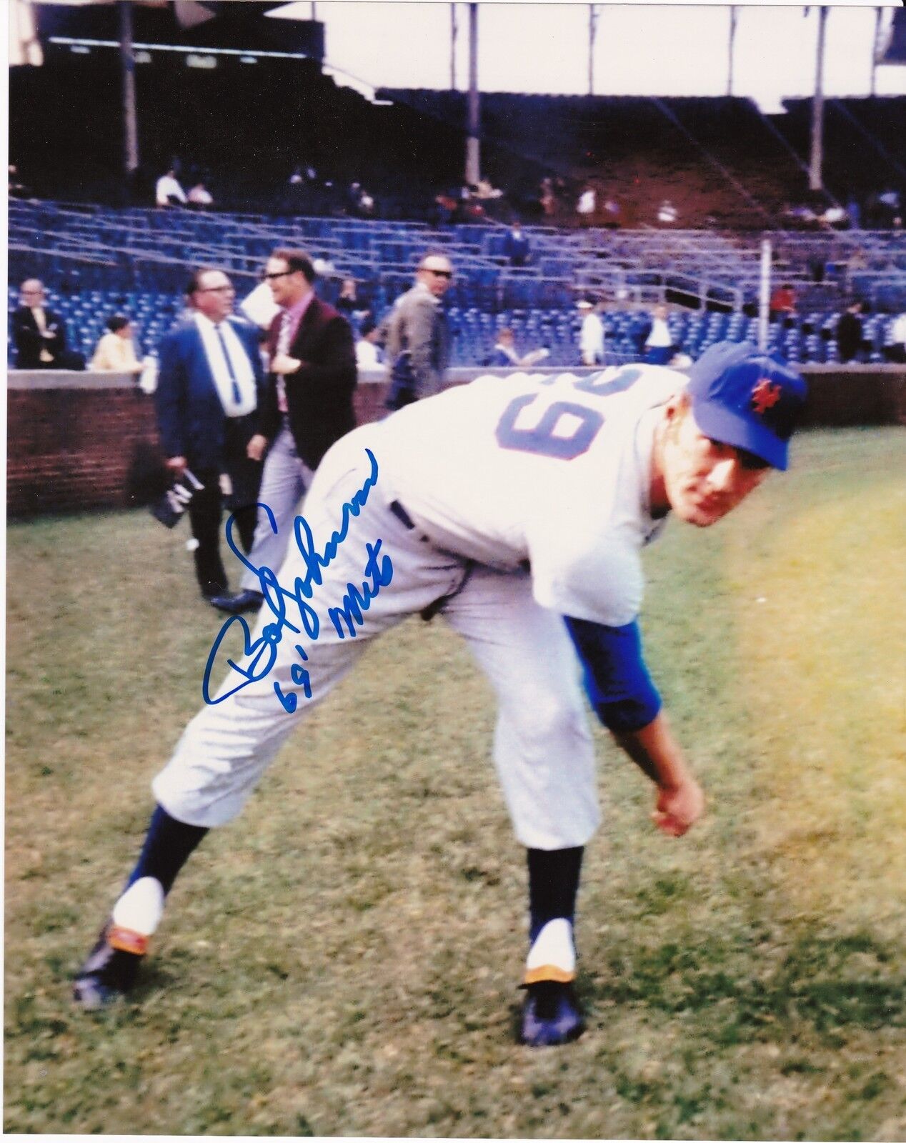 BOB JOHNSON NEW YORK METS 1969 ACTION SIGNED 8x10