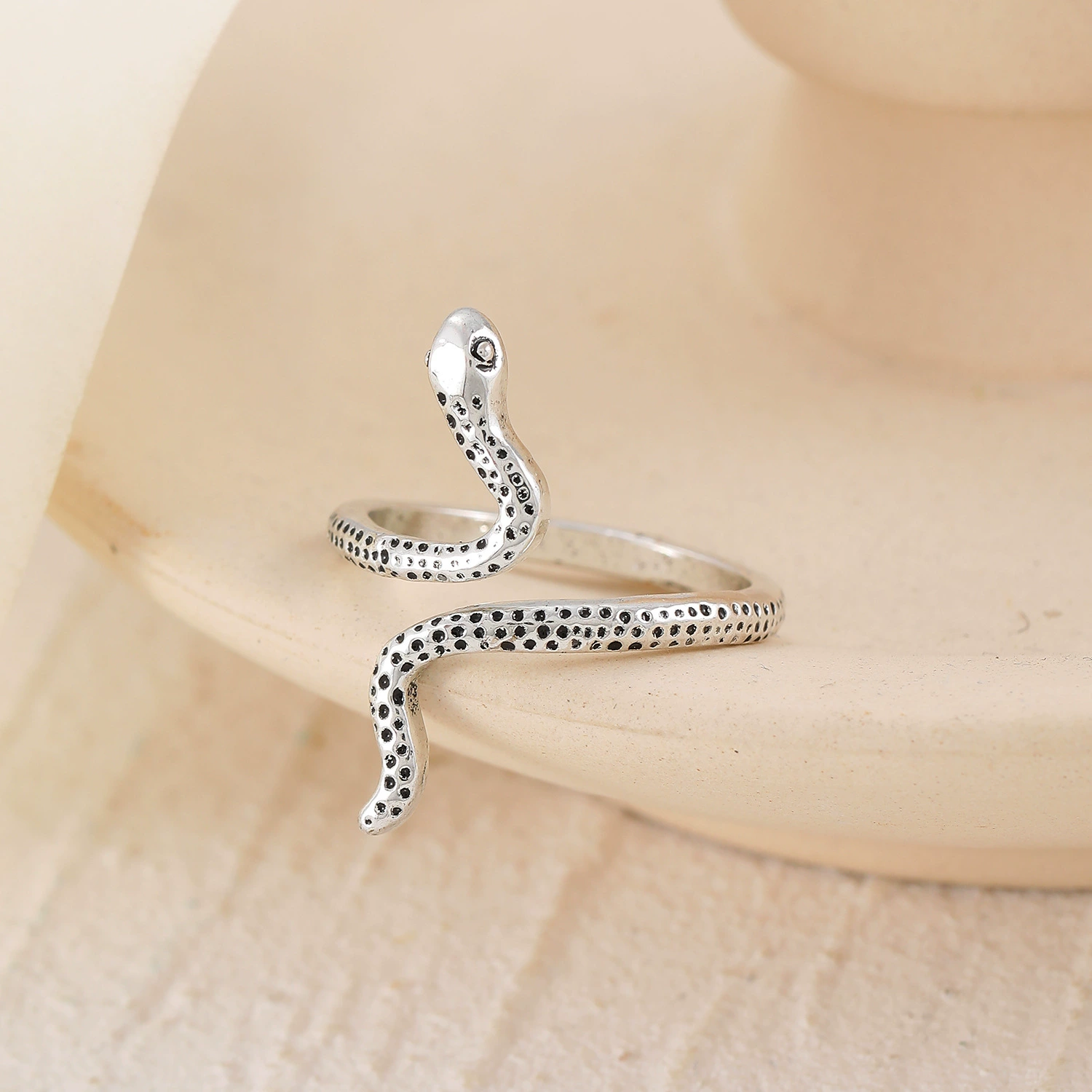 Snake Zirconia Ring