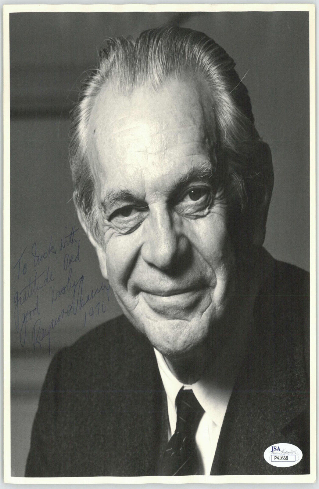 RAYMOND MASSEY, ACTOR DECEASED SIGNED 8X10 JSA AUTHENTICATED COA #P416668