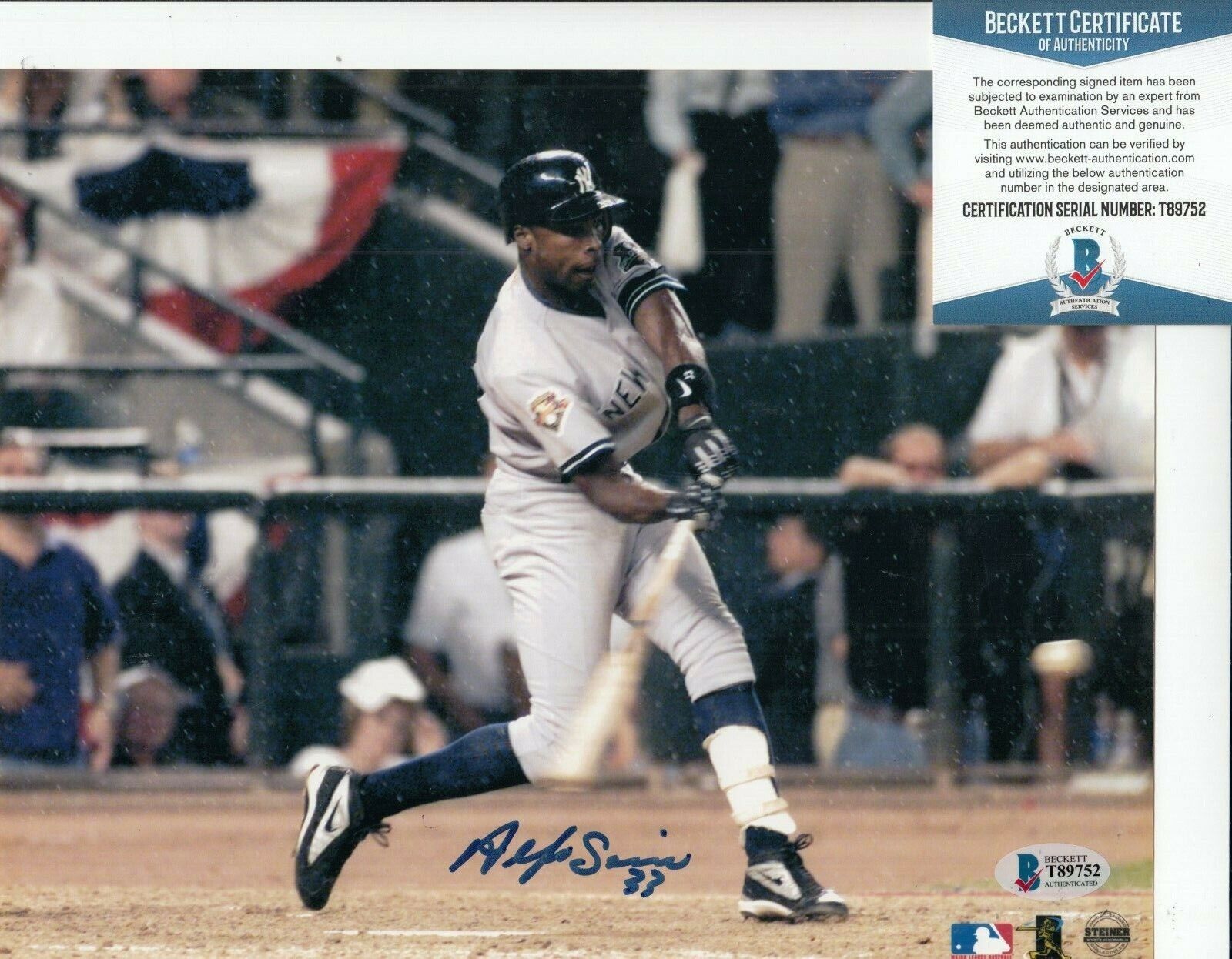 ALFONSO SORIANO signed (NEW YORK YANKEES) Baseball 8X10 Photo Poster painting BECKETT BAS T89752