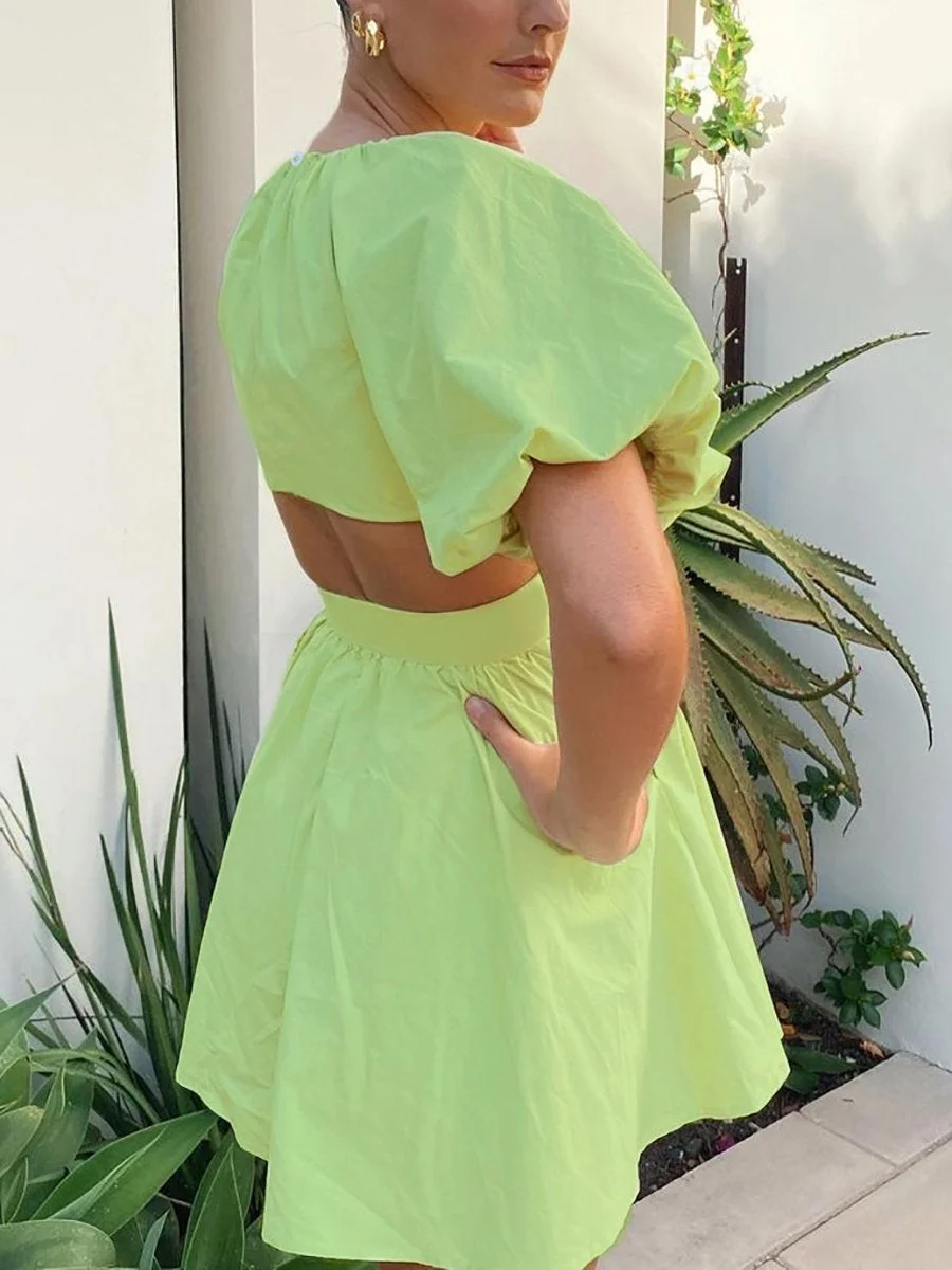 Solid color backless puff sleeve dress