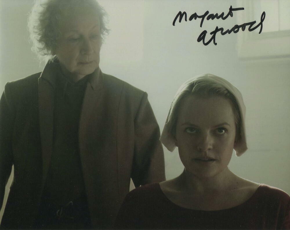 MARGARET ATWOOD SIGNED AUTOGRAPH 8X10 Photo Poster painting - THE HANDMAID'S TALE ELISABETH MOSS