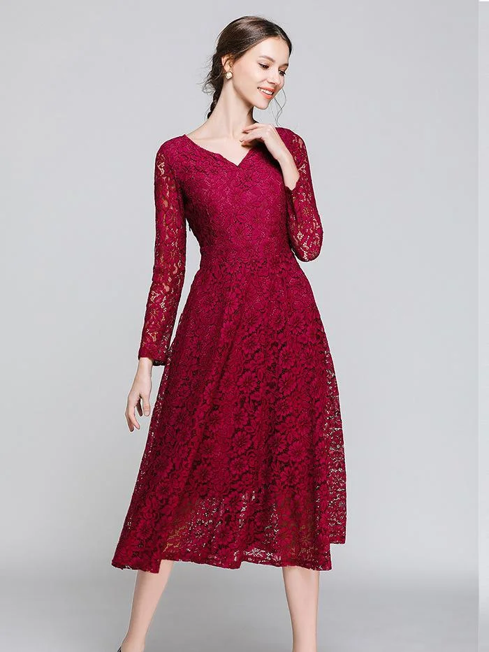 Temperament V-neck mid-length lace big dress