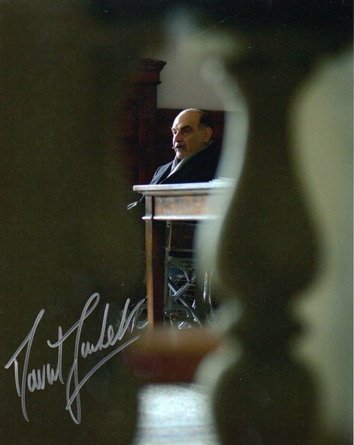 David Suchet Signed 10 by 8 inches Genuine Signature Photo Poster painting