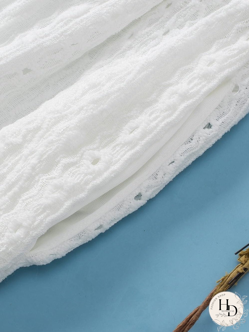 Delicate Eyelet White Shorts Ensemble