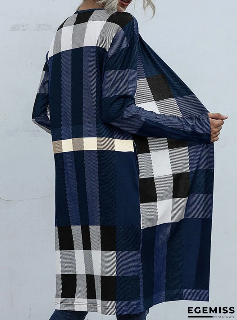 Casual Plaid Stitching Buttonless Long-Sleeved Cardigan | EGEMISS