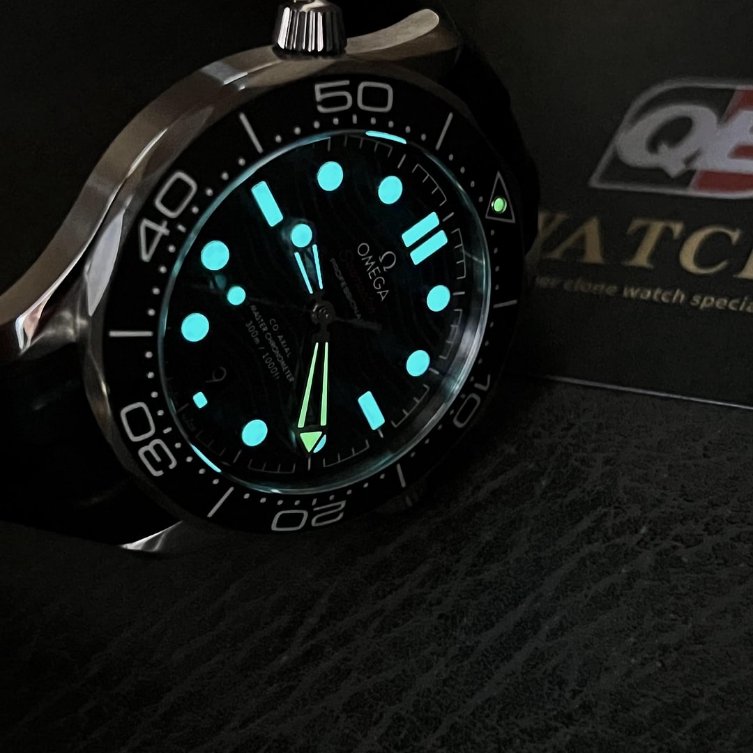 SEAMASTER DIVER 300 STAINLESS STEEL KHAKI DIAL