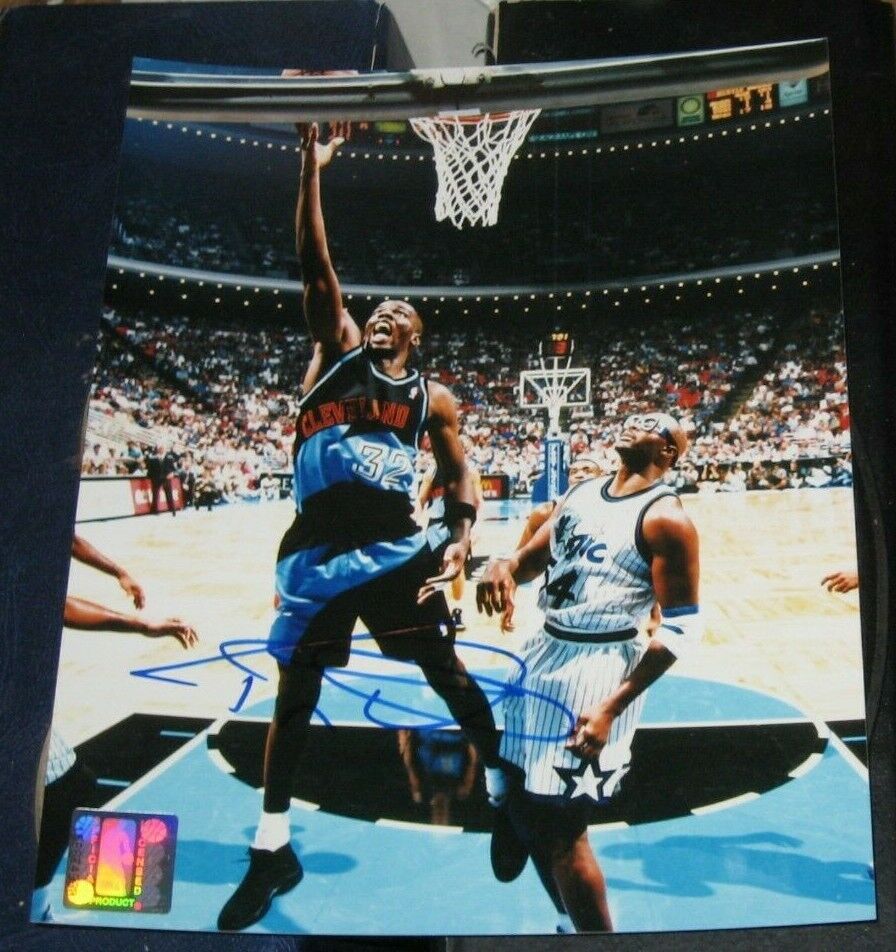 Tyrone Hill Cleveland Cavaliers SIGNED AUTOGRAPHED Photo Poster painting FILE 8x10 COA NBA