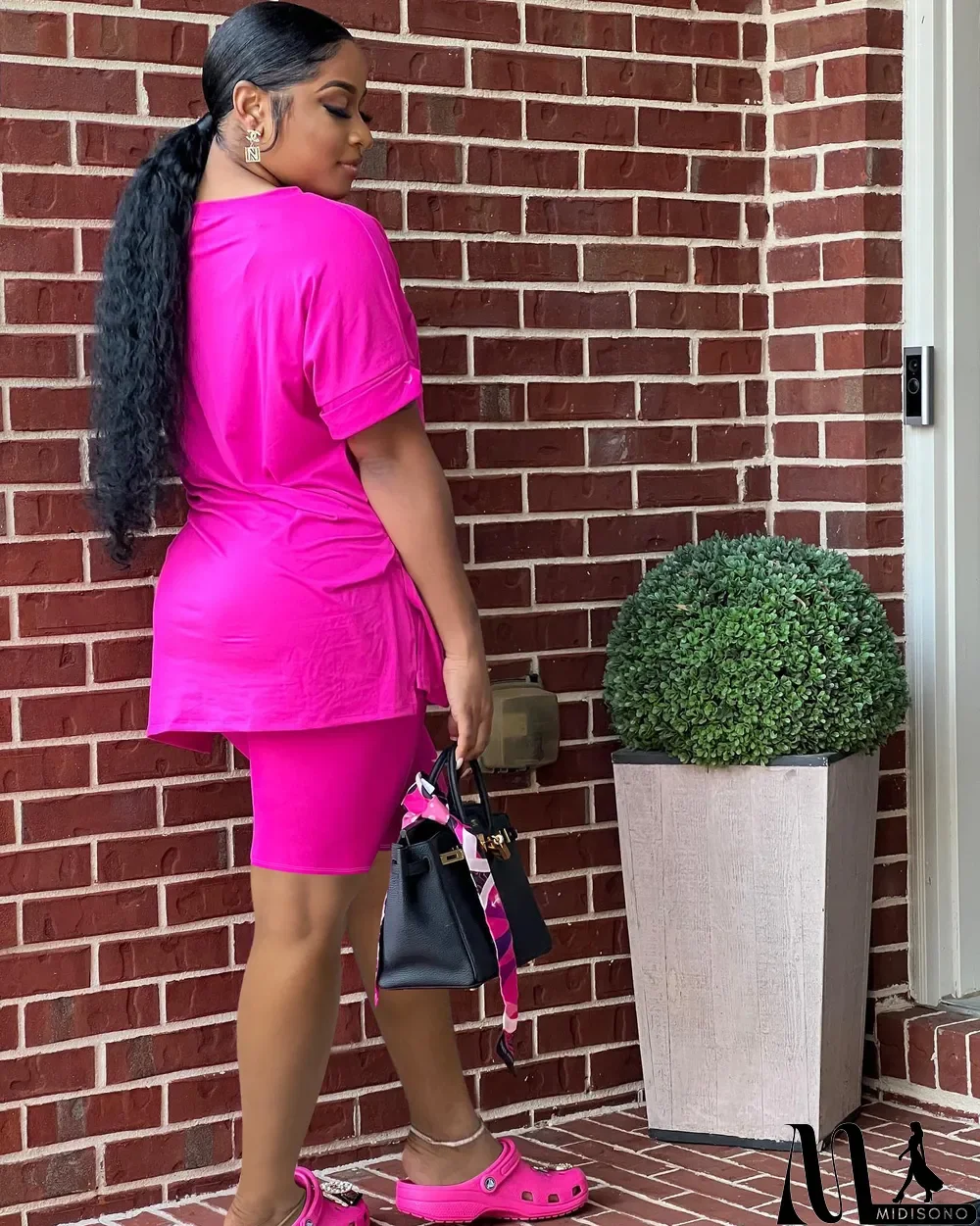 MidiSono - Two-piece Solid Color Slit Casual Shorts