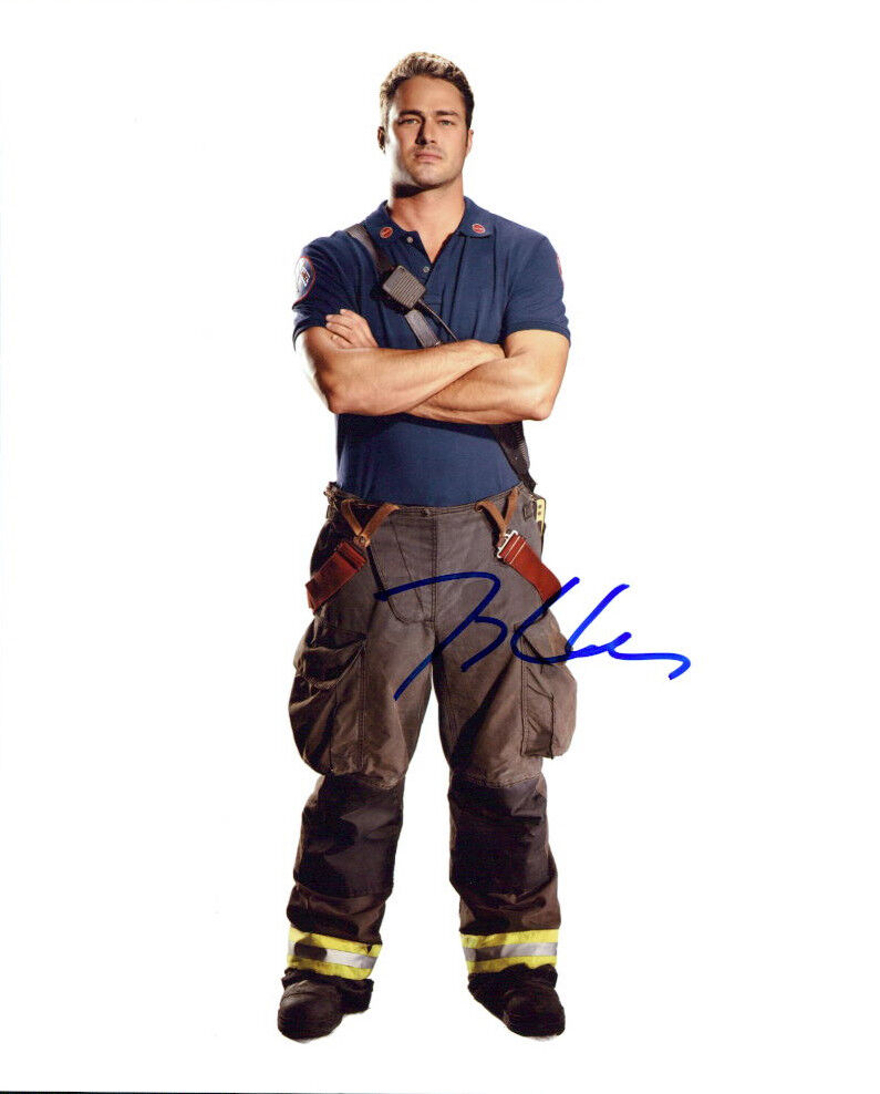 Taylor Kinney (Chicago Fire) signed authentic 8x10 Photo Poster painting COA