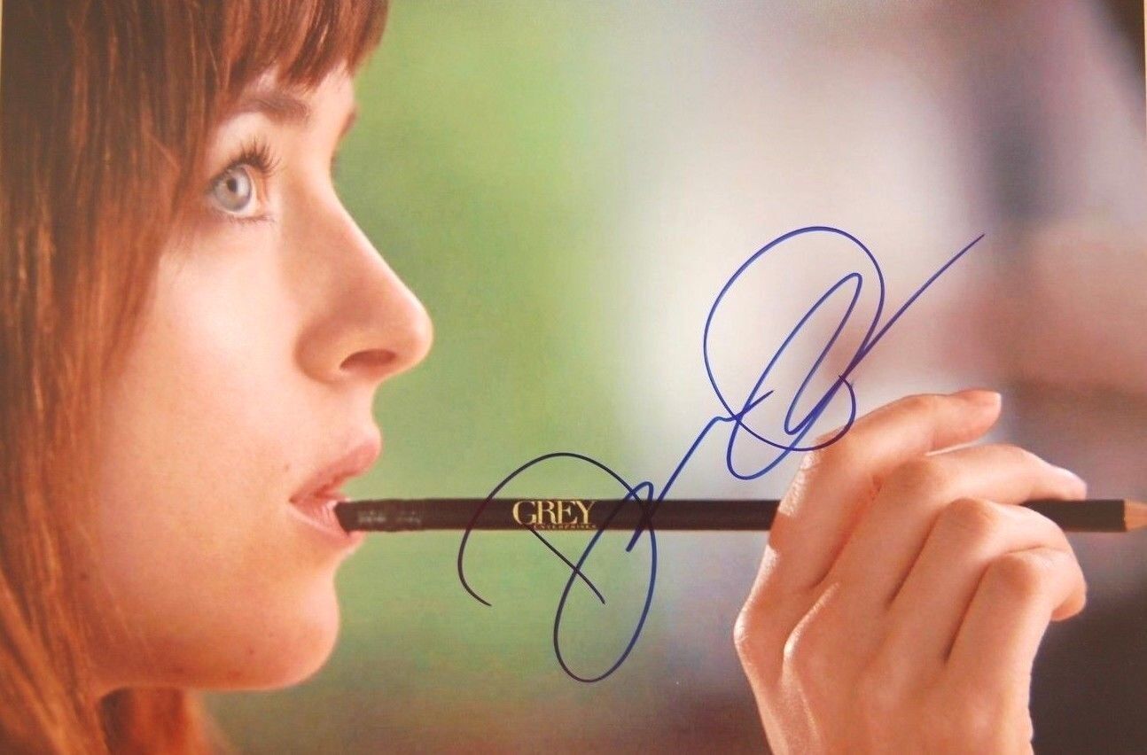 DAKOTA JOHNSON In-Person Signed Autographed Photo Poster painting RACC COA Fifty Shades of Grey