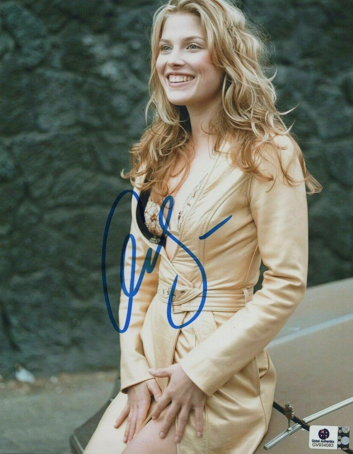 Ali Larter authentic signed autographed 8x10 Photo Poster paintinggraph GA COA