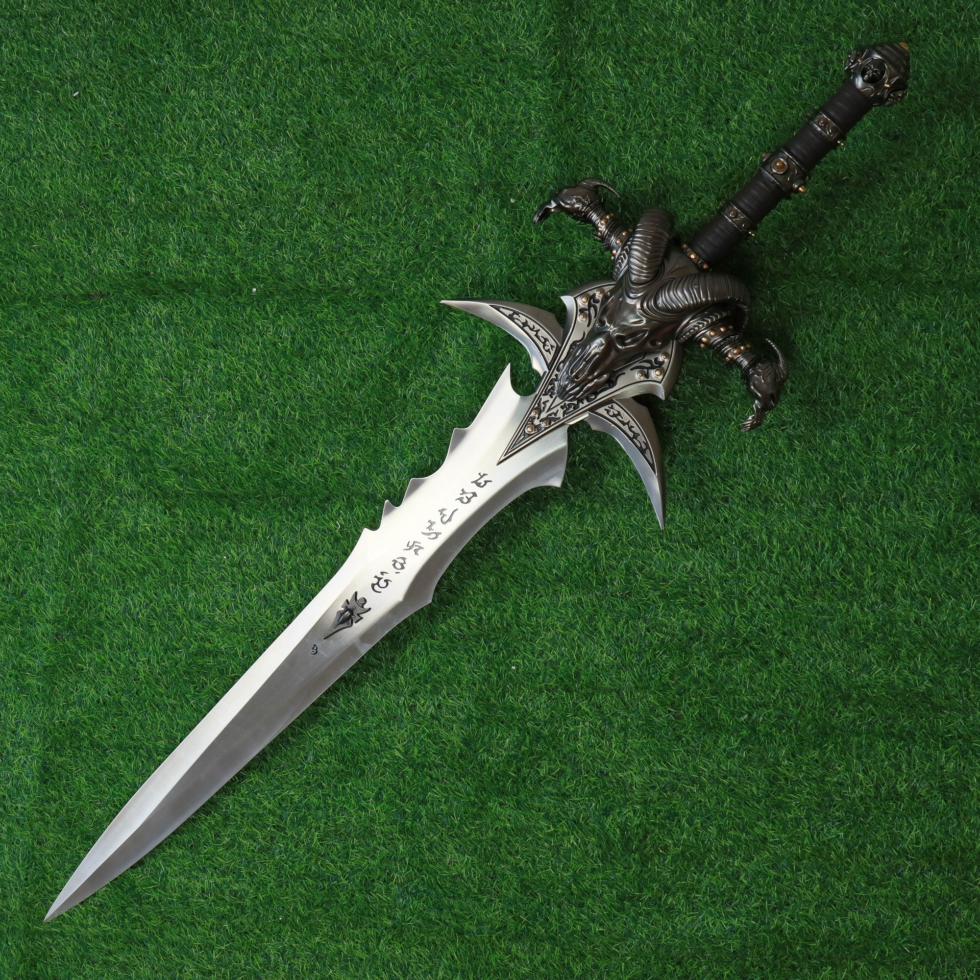 Bestpropreplica 47" Sword Frostmourne War Craft Wow lich World 1:1 