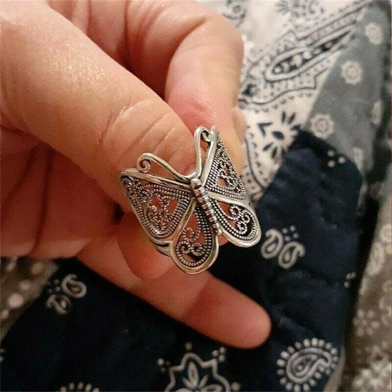 Retro Carved Butterfly Ring