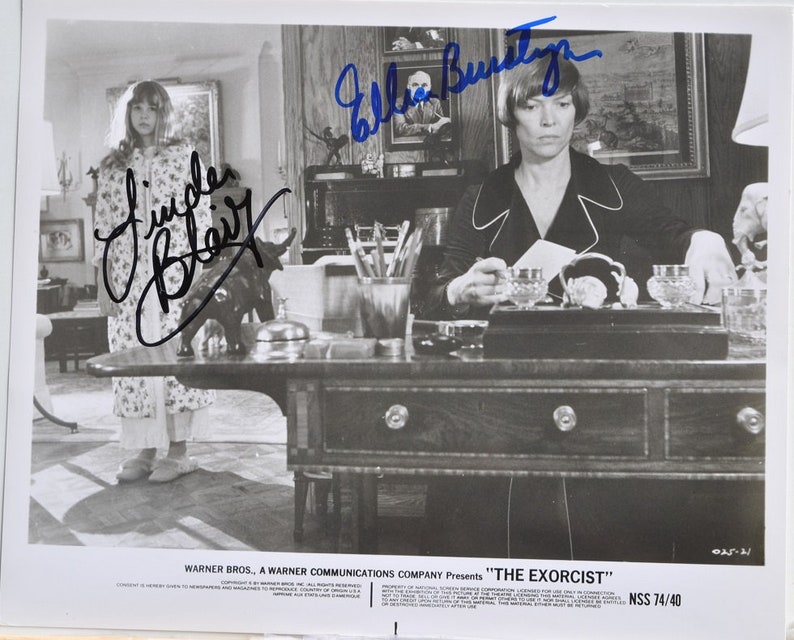 THE EXORCIST CAST Signed Photo Poster painting X2 Linda Blair, Ellen Burstyn wcoa