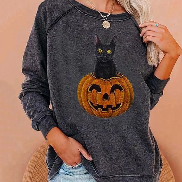 Womens Lovely Cat And Pumpkin Halloween Sweatshirt