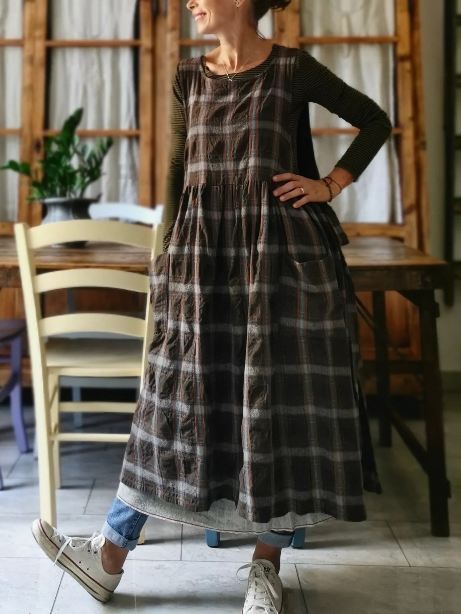 Brown Tartan Apron with Pockets
