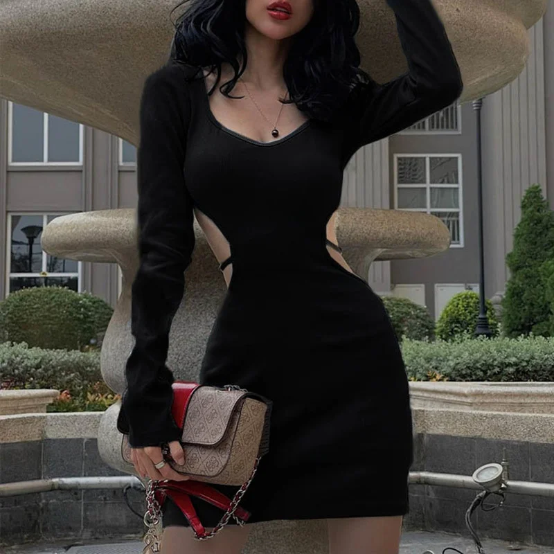 Brownm Brownm Spring 2023 New Sexy V-Neck Back Hollow Strap Waist Long Sleeve Women's Dress Pack Hip Skirt