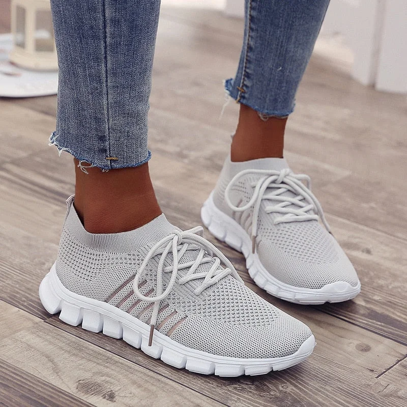 Women Shoes 2022 Summer Mesh Breathable Sneakers Women Platform Casual Sport Shoes Women Comfort Lace Up Running Shoes Plus Size