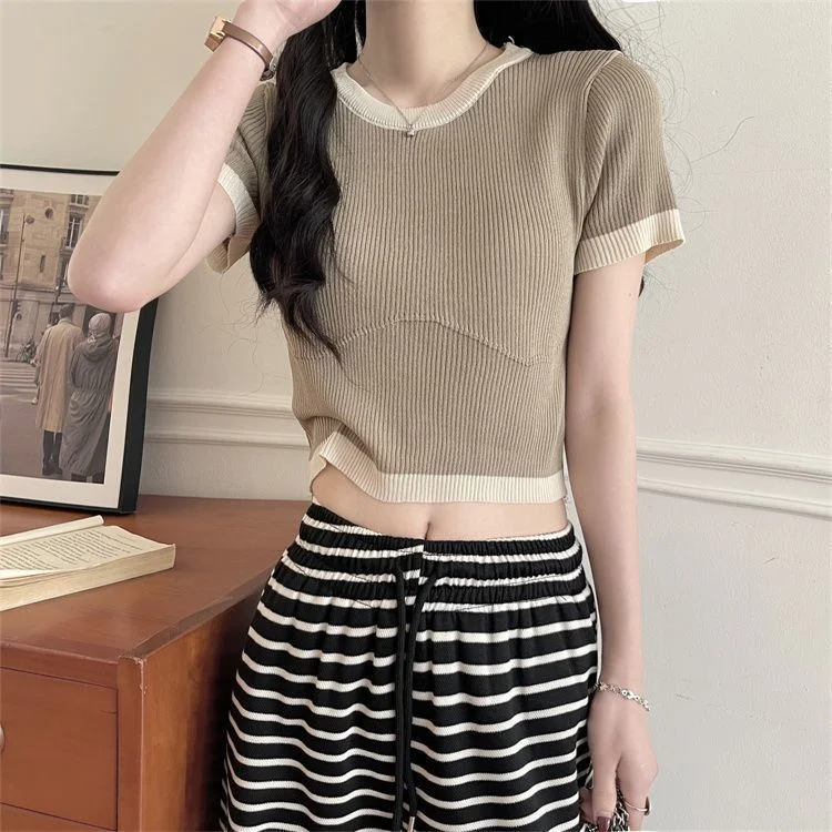 Uveng Uveng Clamming Color Splicing T-Shirts For Women's New Summer Fashion Slimming Thin-Sleeved Ice Silk Short-Sleeved Top Tide
