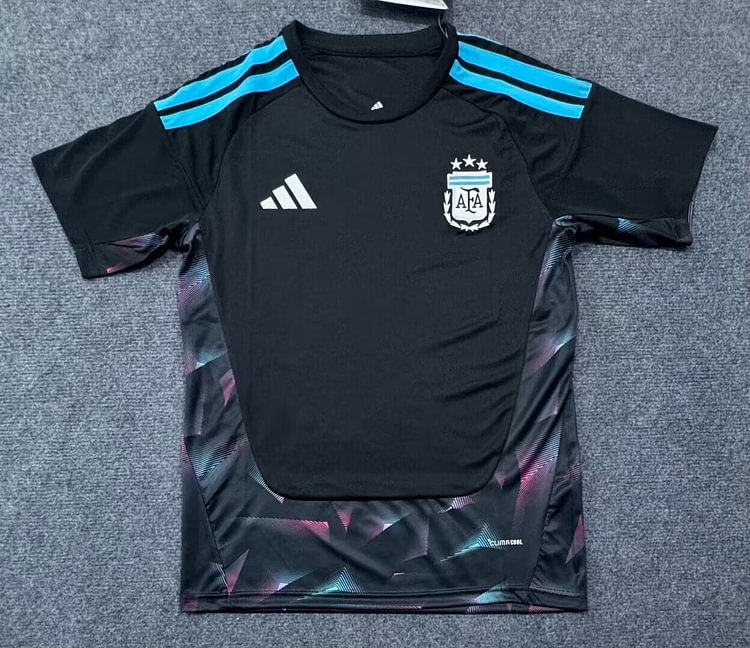 2025-26 Argentina Goalkeeper Black Jersey - Fan Edition