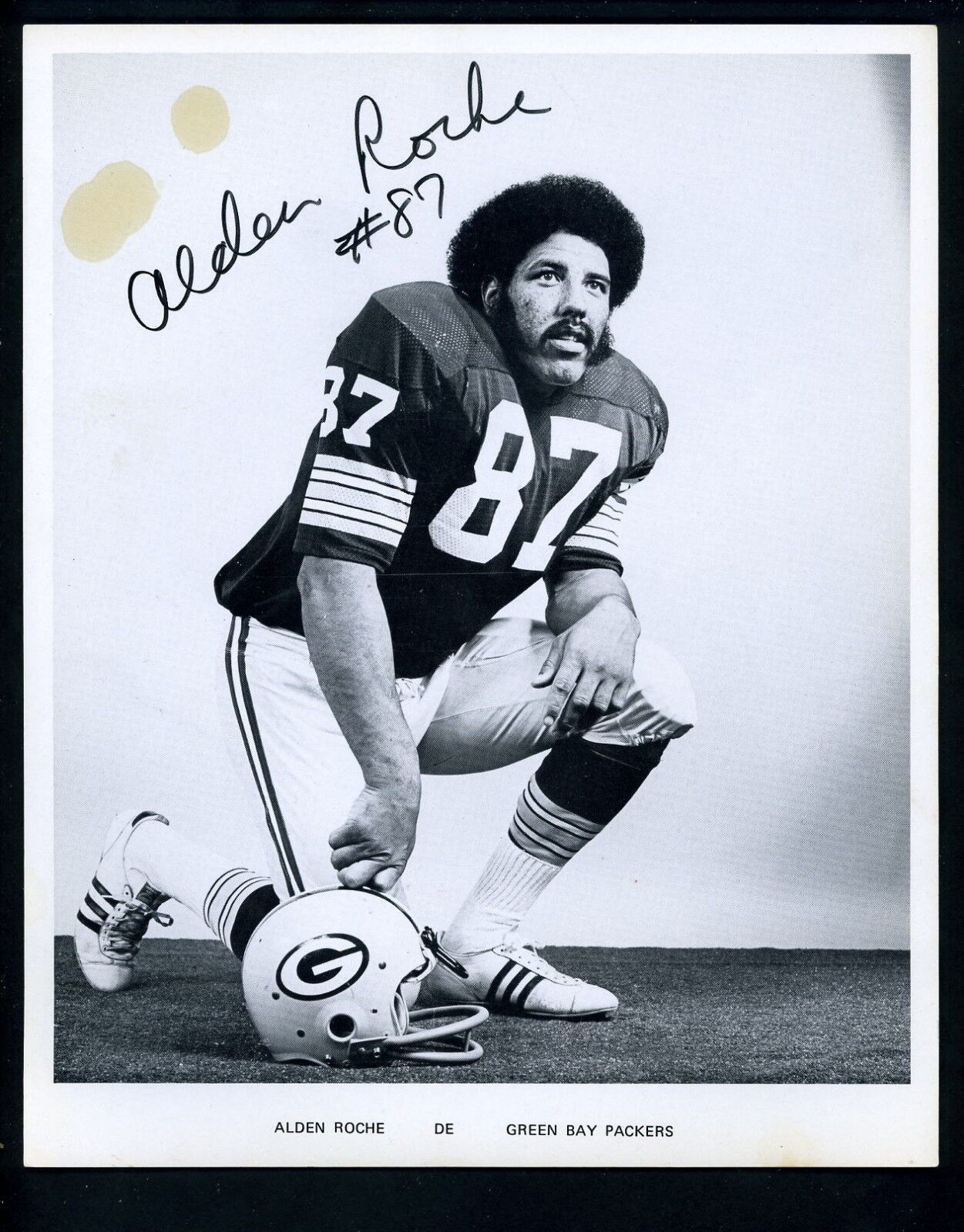 Alden Roche Green Bay Packers circa 1970's Team Issued Premium Press Photo Poster painting