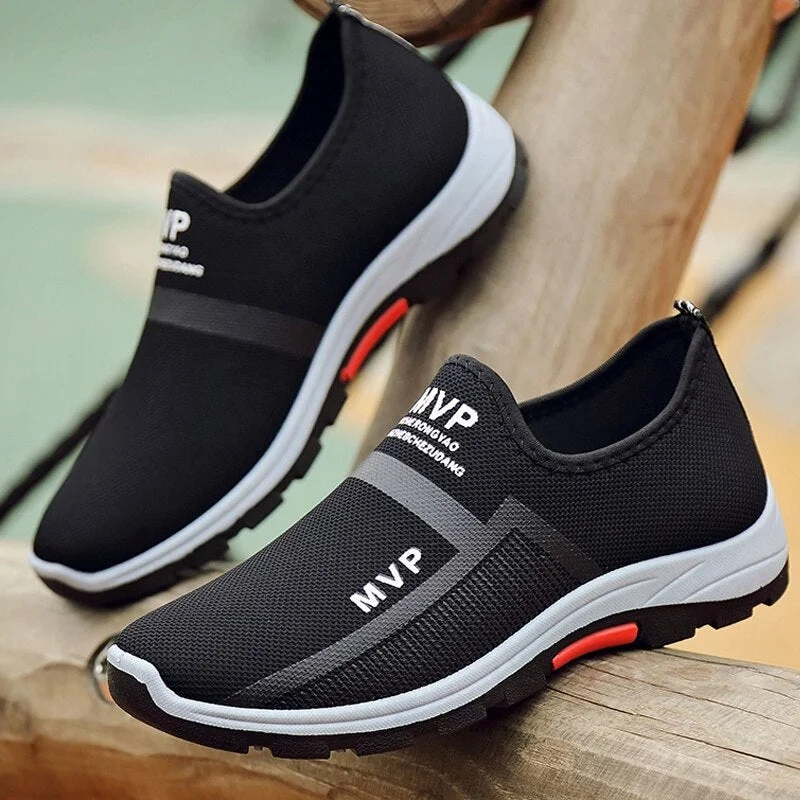 2021 Men Shoes Lightweight Sneakers Men Fashion Casual Walking Shoes Sandals Breathable Slip on Rubber Mens Loafers Tennis