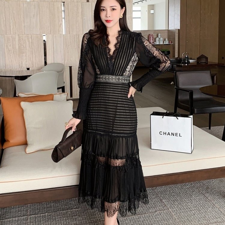 Vintage Fashion Black Sexy V-Neck Lantern Sleeve Pleated Party Dress Women Lace Patchwork Chiffon Slim Waist Bodycon Dress Femme