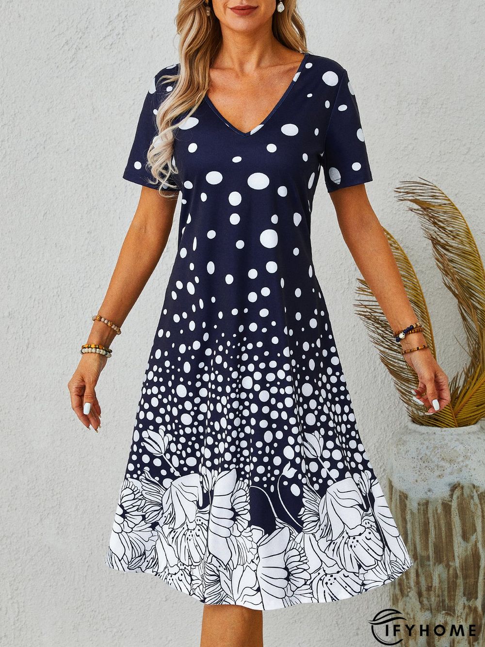 V Neck Short Sleeve A-Line Holiday Knitting Dress | IFYHOME