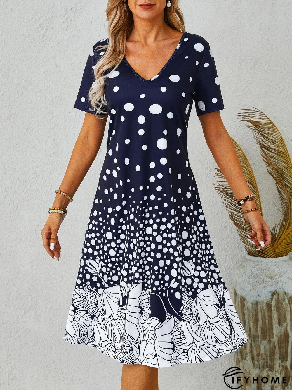 V Neck Short Sleeve A-Line Holiday Knitting Dress | IFYHOME