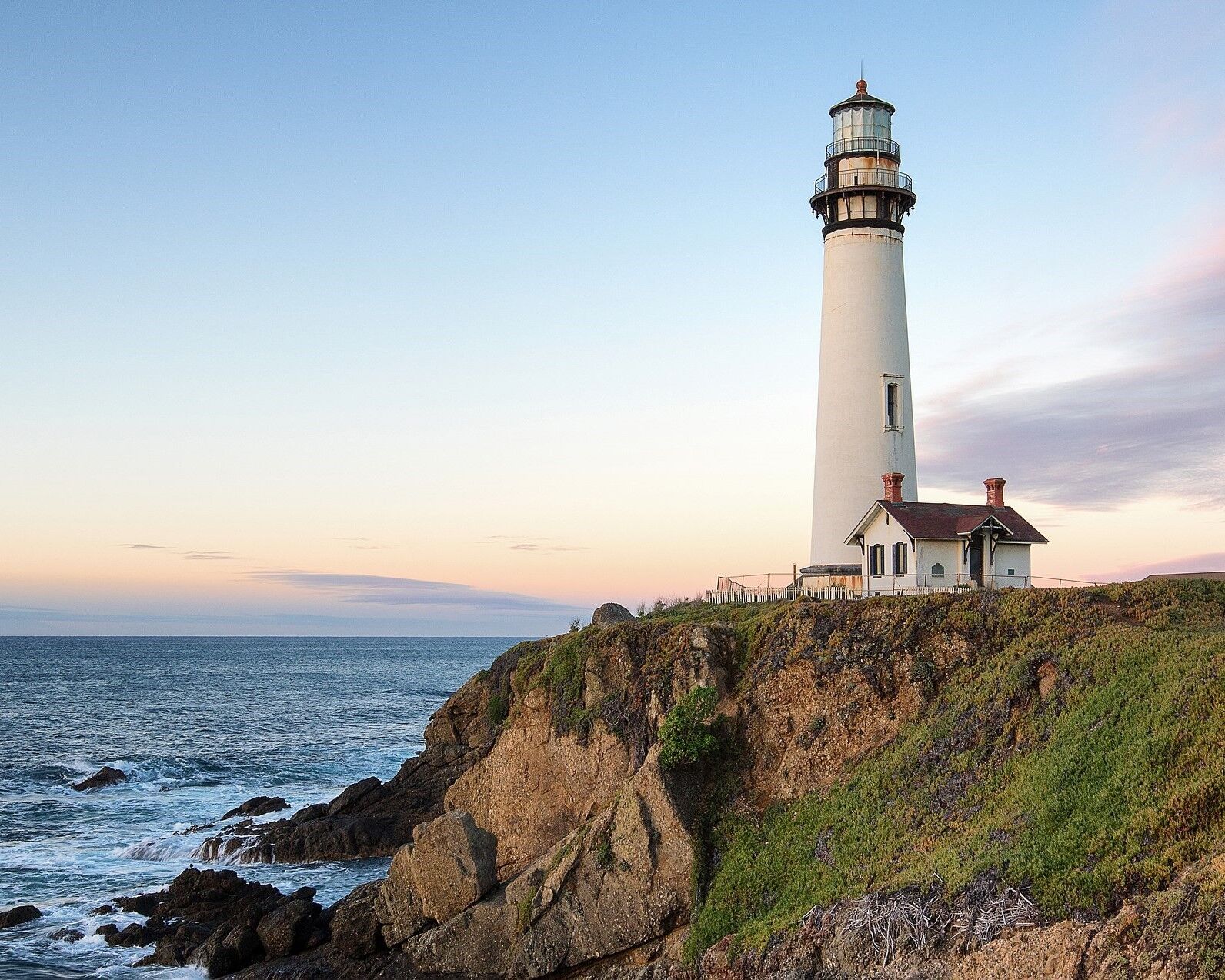 PIGEON POINT LIGHTHOUSE 8X10 Photo Poster painting LIGHT HOUSE PICTURE CALIFORNIA