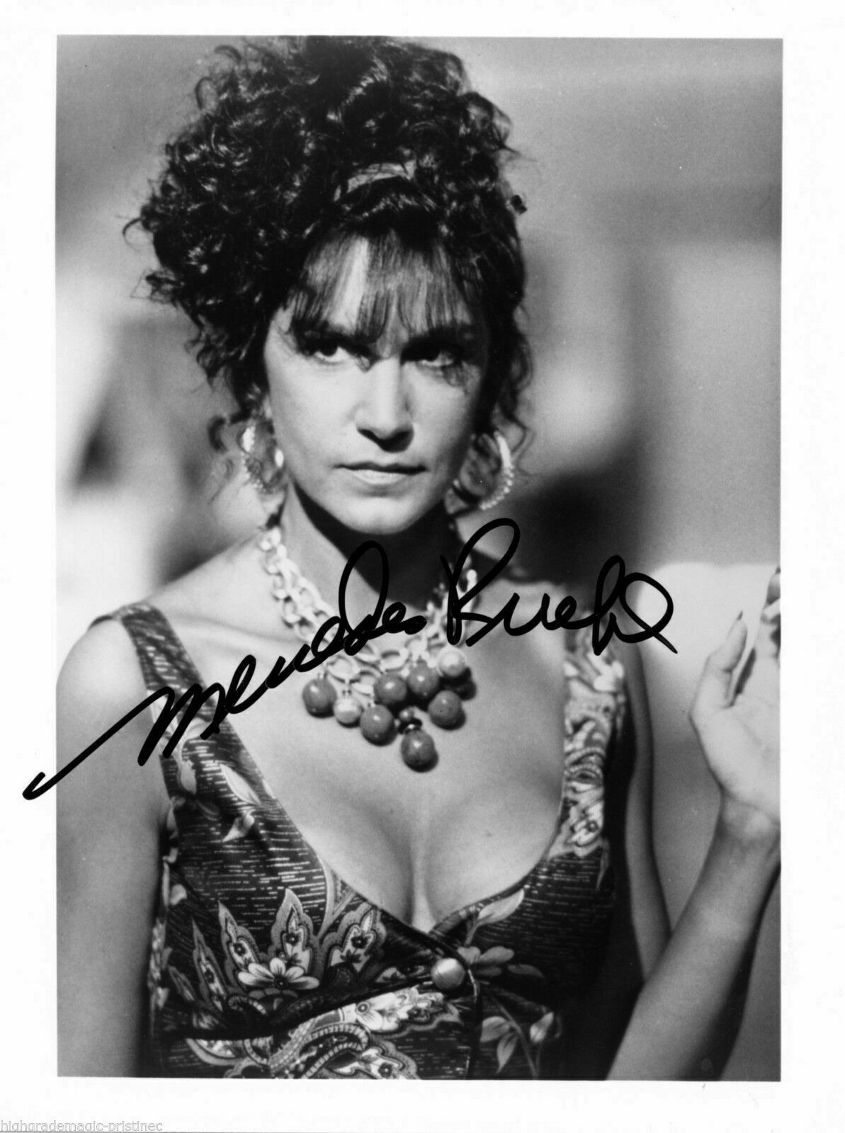 MERCEDES RUEHL AUTOGRAPHED SIGNED 8X10 COLOR PUBLICITY PRESS Photo Poster painting #2