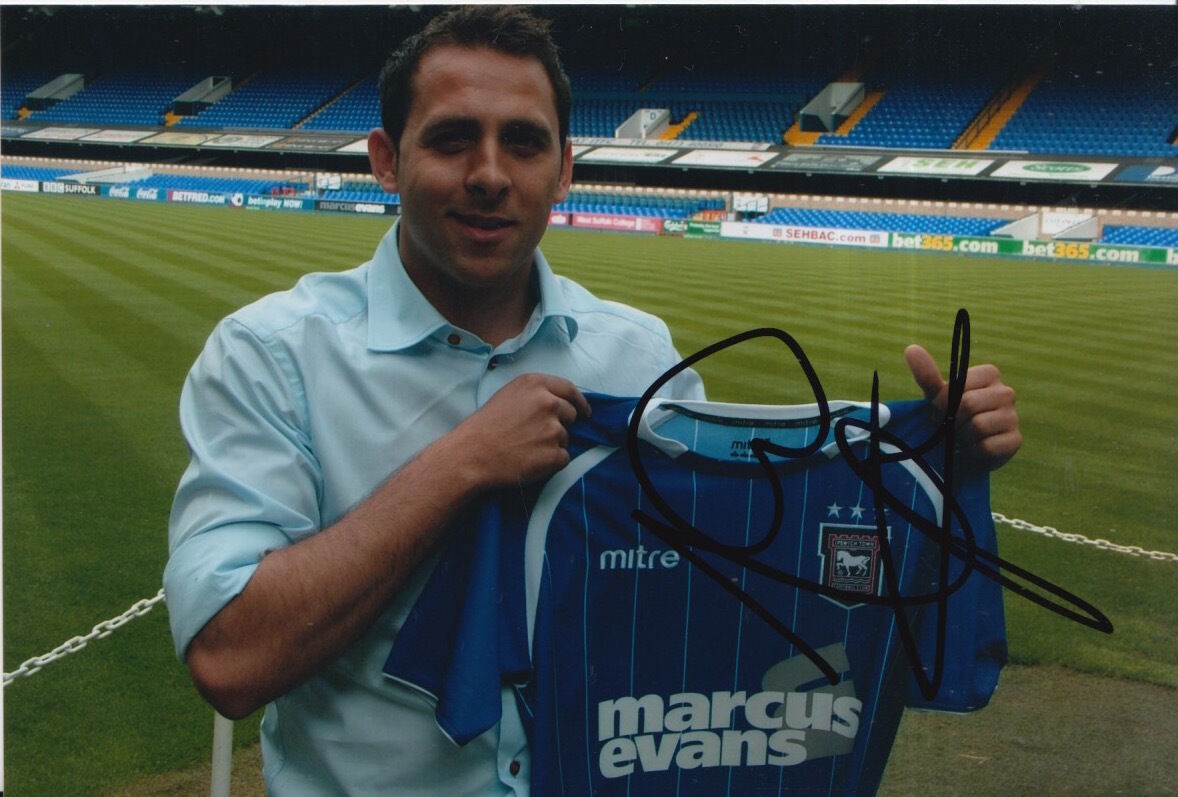 IPSWICH TOWN HAND SIGNED MICHAEL CHOPRA 6X4 Photo Poster painting 5.