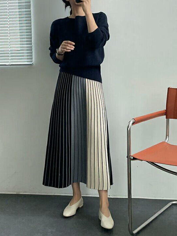 Loose Knitted Woolen Striped Pleated Skirt