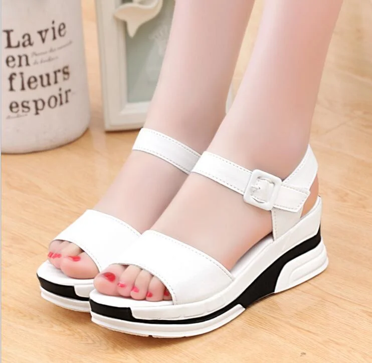 Summer Shoes Woman Platform Sandals Women Soft Leather Casual Open Toe Gladiator Wedges Trifle Mujer Women Shoes